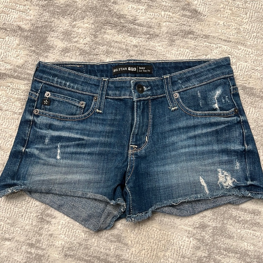 Big Star Remy Low rose jean shorts sz 27